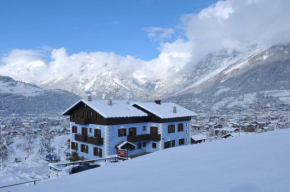 Гостиница Hotel Eira, Бормио